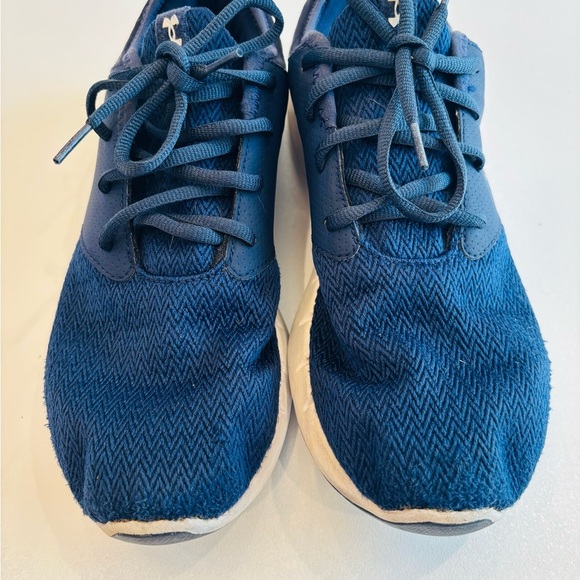 Under Armour Dark Blue Athletic Shoes for men size 9 - Picture 7 of 11
